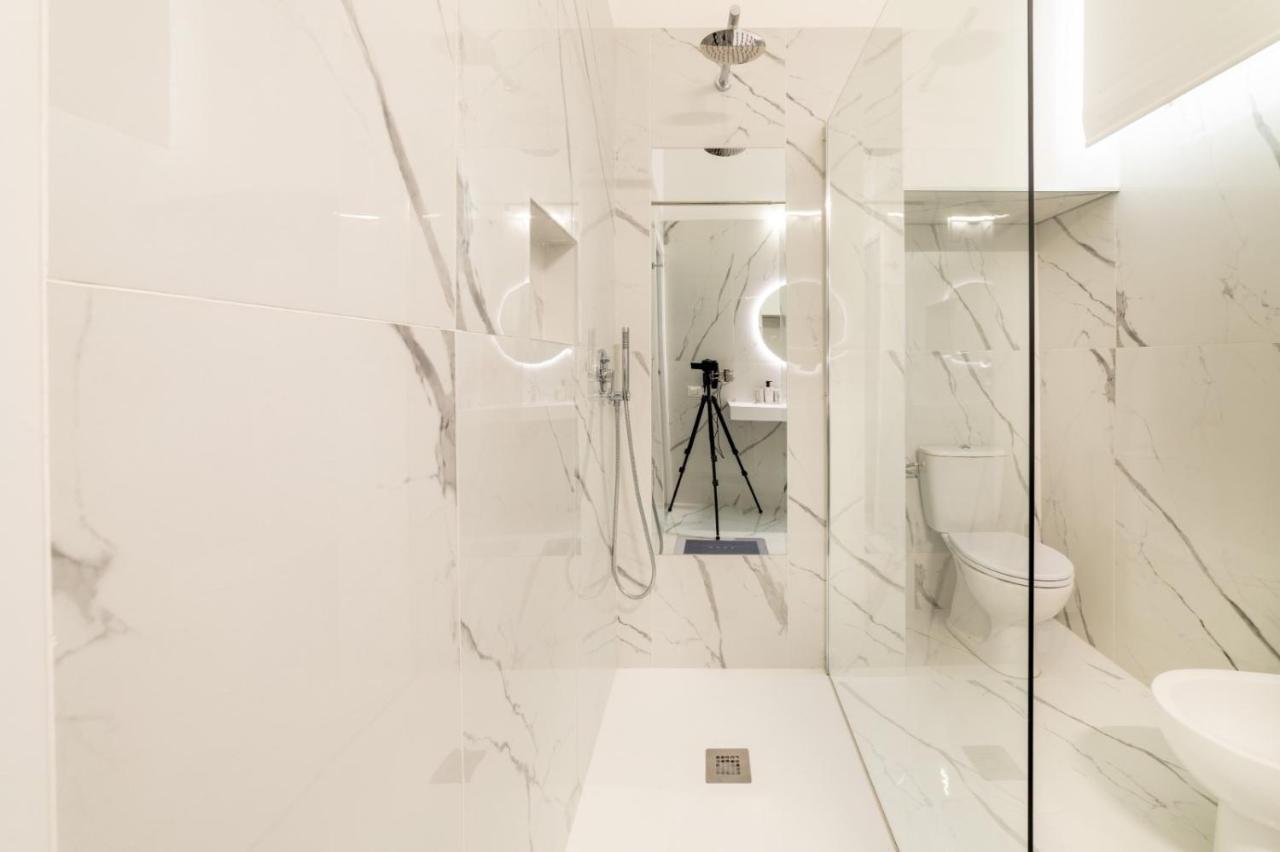 San Babila - Luxury Milanese Apartment Extérieur photo