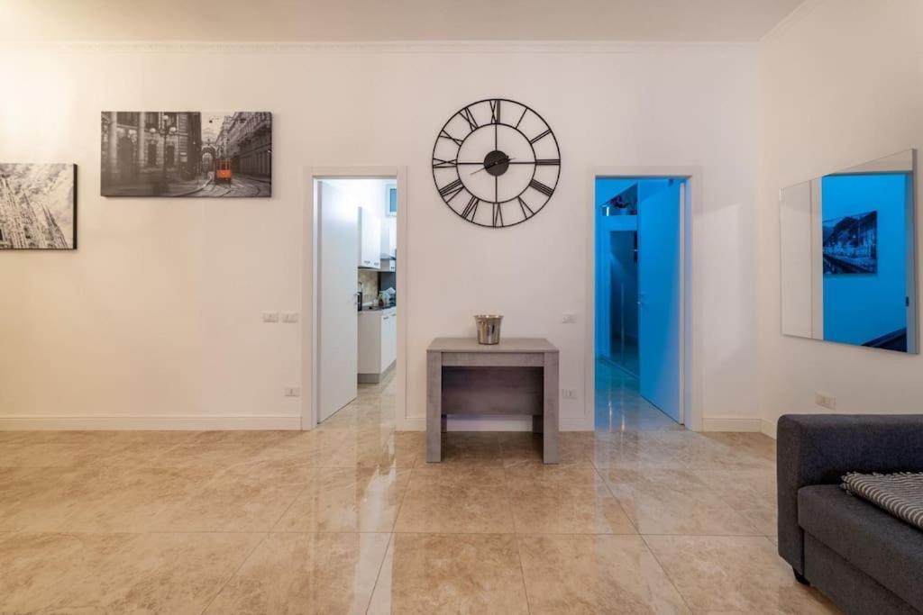 San Babila - Luxury Milanese Apartment Extérieur photo