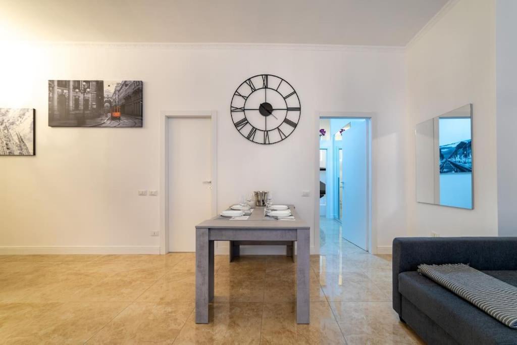 San Babila - Luxury Milanese Apartment Extérieur photo